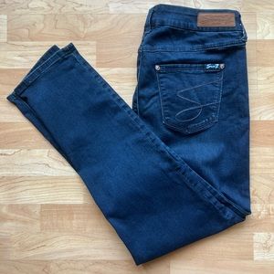 Seven Jeans Skinny Dark Denim Plus Size 16W with 29” inseam